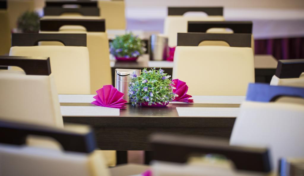 Boutique Hotel'S III Pilsudskiego Łódź Kültér fotó