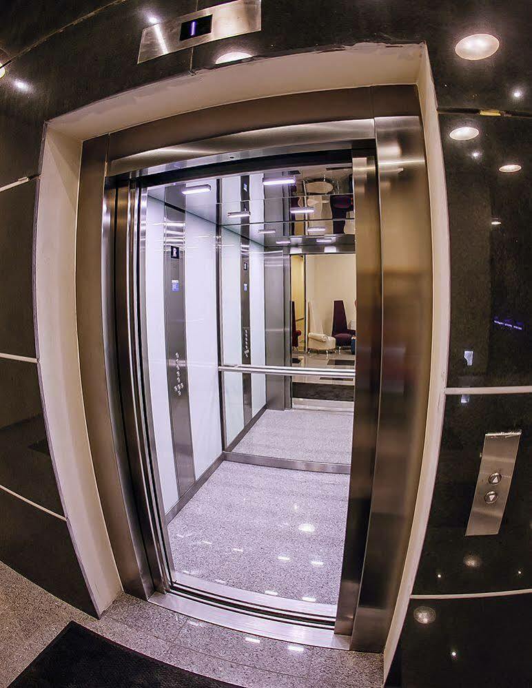 Boutique Hotel'S III Pilsudskiego Łódź Kültér fotó